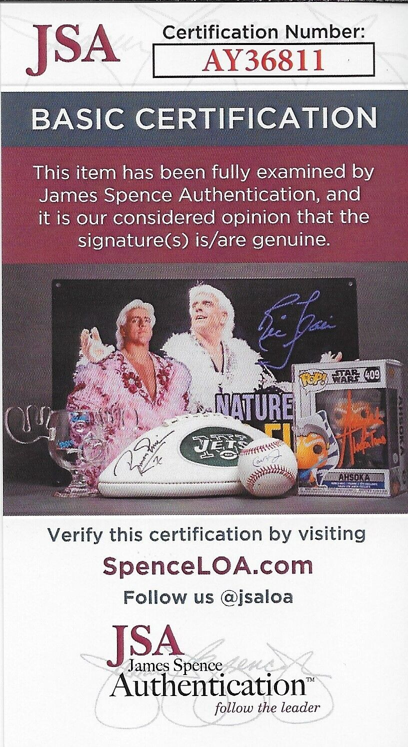 Signed Al MacInnis Calgary Flames H of F 8x10 Photo #3 with JSA Authentication