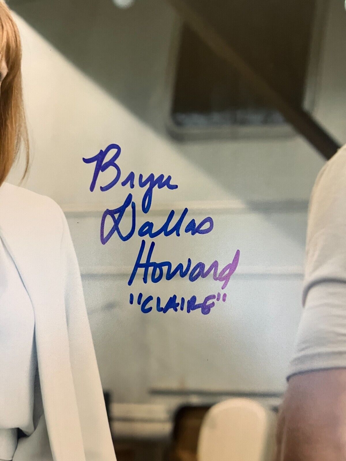 Signed Bryce Dallas Howard Actress Jurassic World Park 11x14 Photo JSA Claire 2