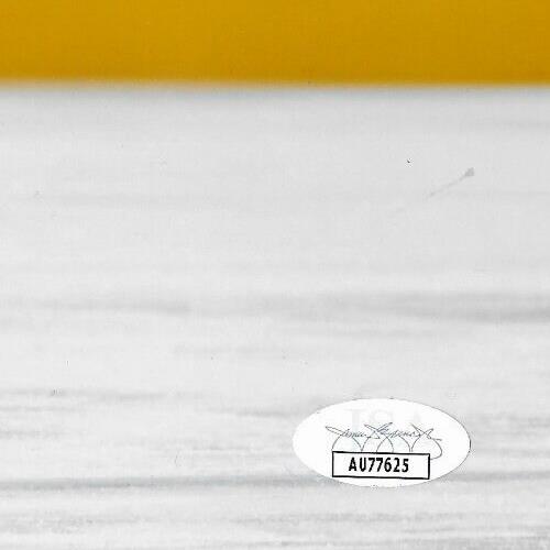 Photo 8x10 signée par Nick Suzuki des Canadiens de Montréal #6 Authentification originale JSA