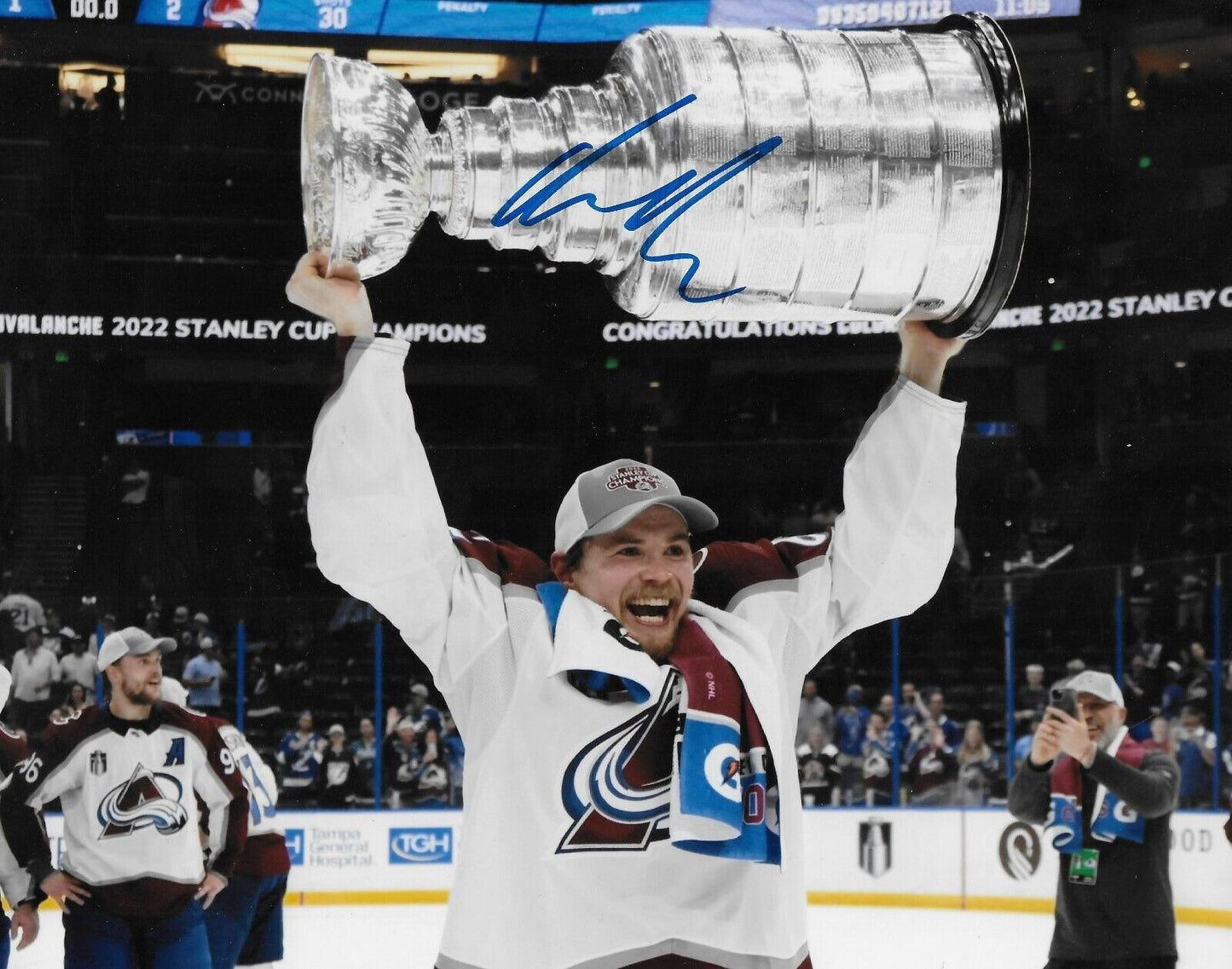 Signed Artturi Lehkonen Colorado Avalanche Stanley Cup 8x10 Photo #2 Original