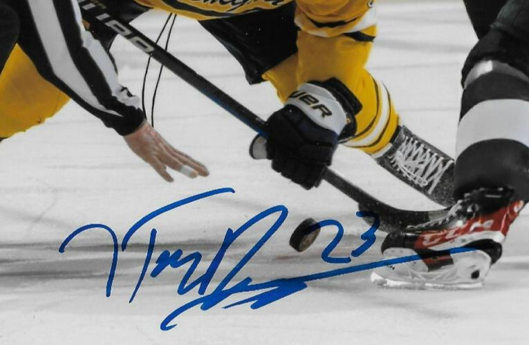 Signed Karsen Dorwart Philadelphia Flyers Michigan State 8x10 Photo #1 Original