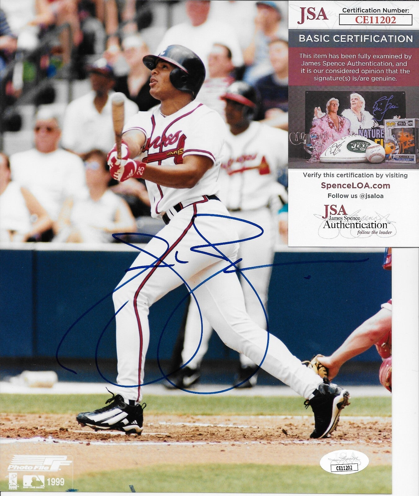 Signed Andrew Jones Atlanta Braves Autographed 8x10 Photo #2 JSA Authentication