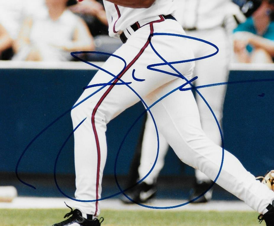 Signed Andrew Jones Atlanta Braves Autographed 8x10 Photo #2 JSA Authentication