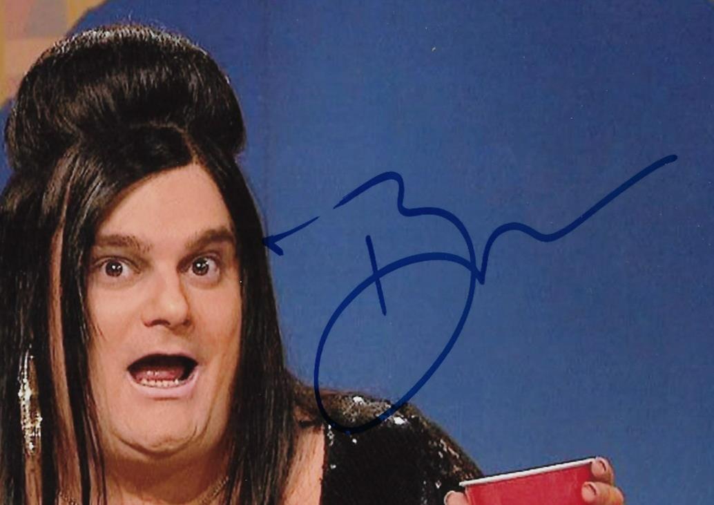 Signed Bobby Moynihan Saturday Night Live SNL 8x10 Photo #1 Original