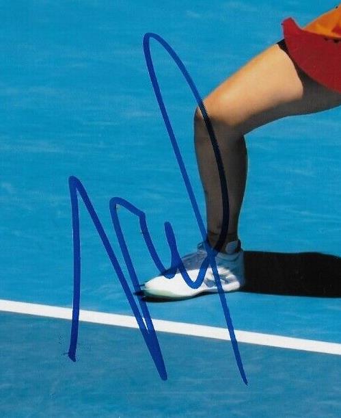 Signed Marketa Vondrousova Wimbledon 2023 Tennis 8x10 Photo 7 JSA Authentication