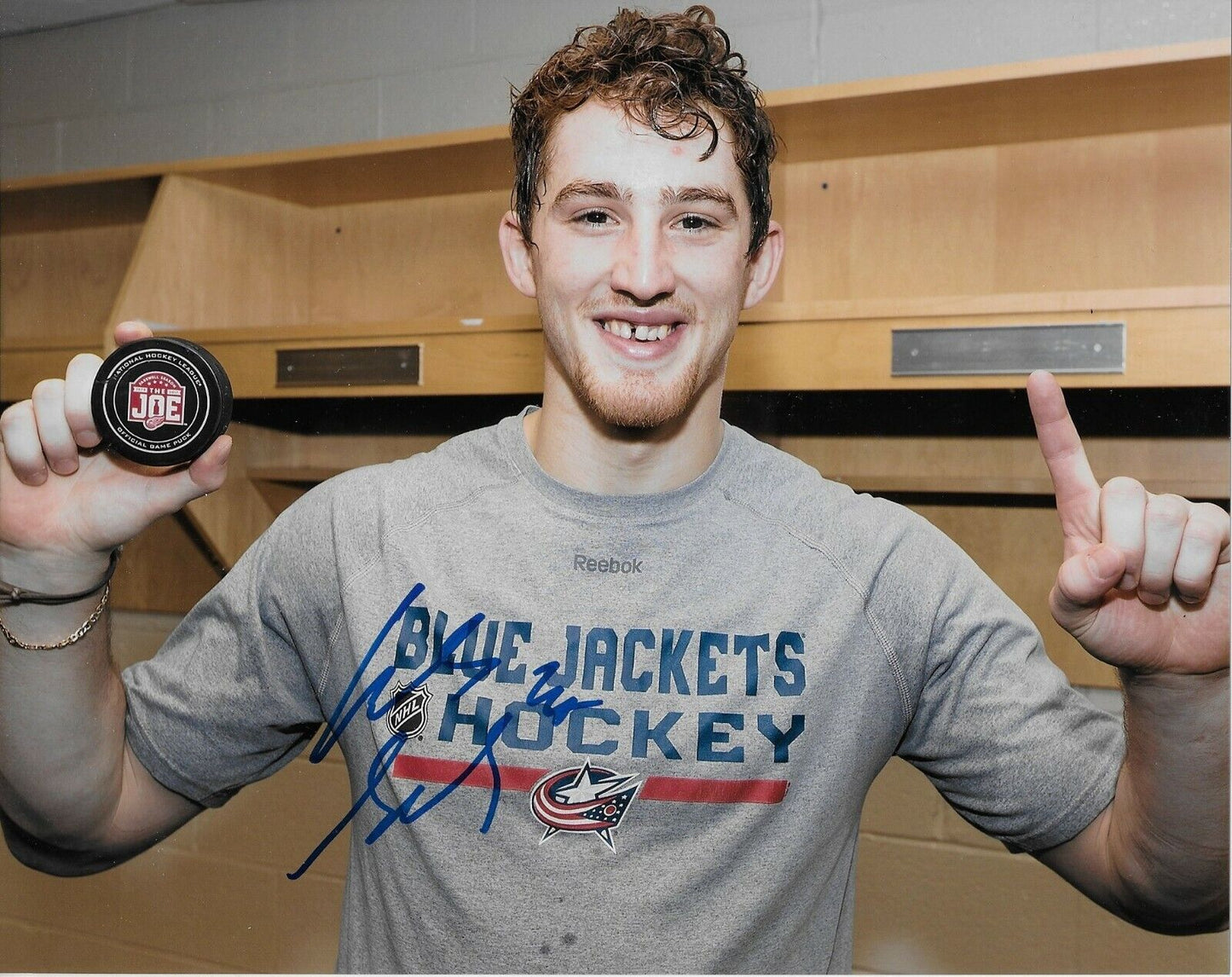 Autographed Columbus Blue Jackets Lukas Sedlak 8x10 Photo #2 Original
