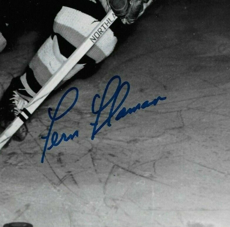 Autographed Boston Bruins Hockey Hall of Famer Fern Flaman 8x10 Photo
