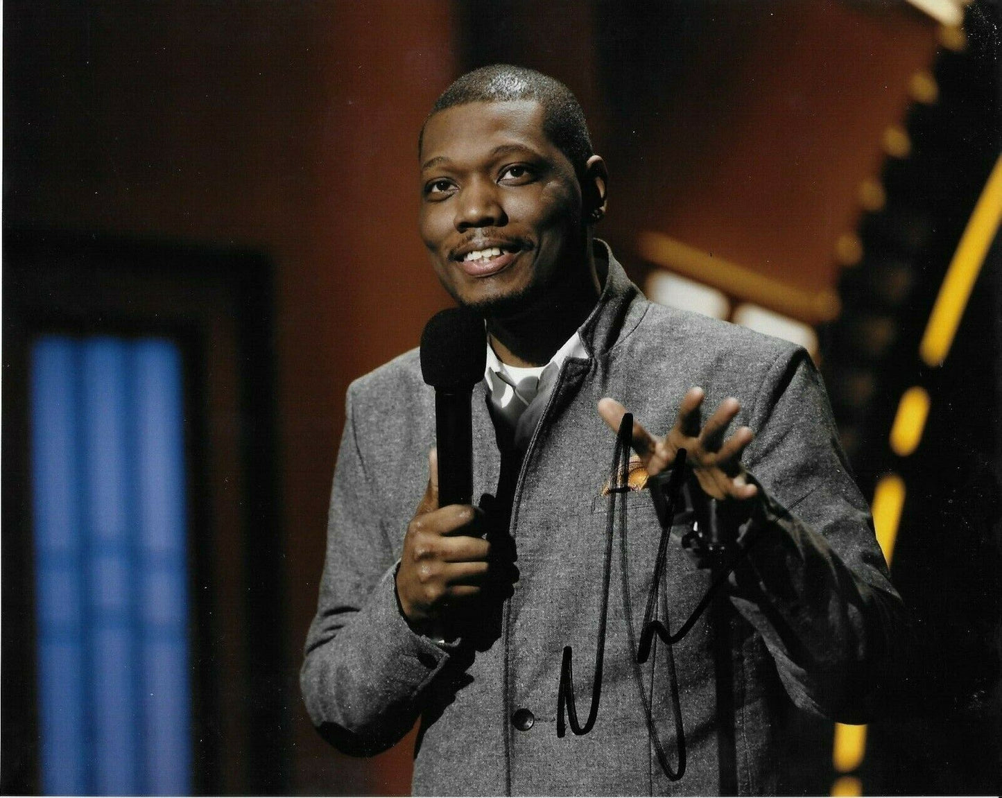 Signed Michael Che Saturday Night Live Autographed 8x10 Photo #4 Original