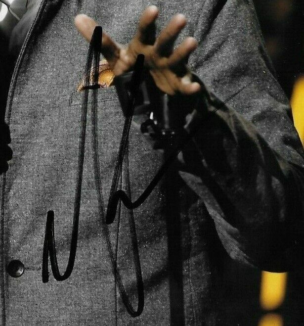 Signed Michael Che Saturday Night Live Autographed 8x10 Photo #4 Original