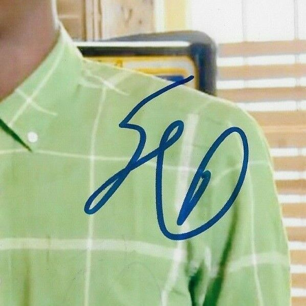 Photo 8x10 autographiée par Jerrod Carmichael Neighbors #2