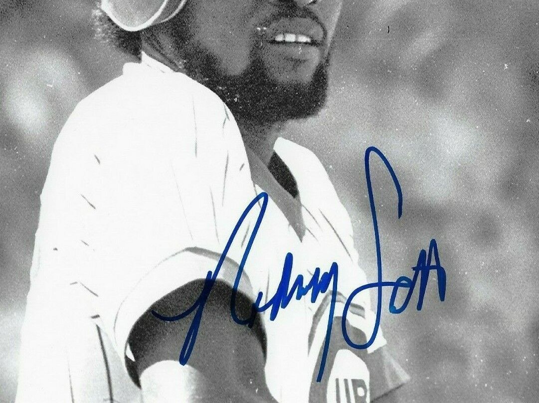 Autographed Chicago Cubs Rodney Scott 8x10 Photo Original