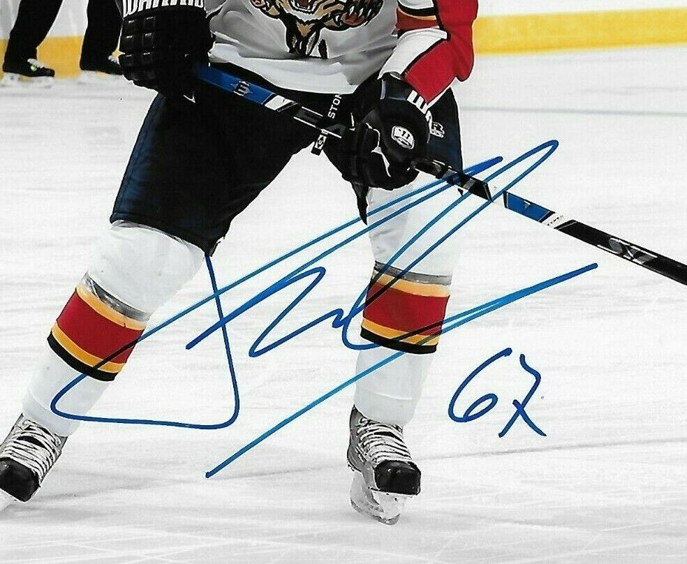 Autographed Florida Panthers Michael Frolik 8x10 Photo Original