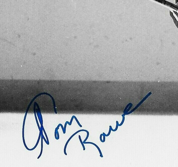 Autographed Hartford Whalers Tom Rowe 8x10 Photo Original