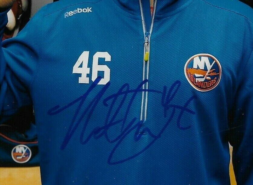Photo autographiée de Matt Donovan des Islanders de New York 8x10