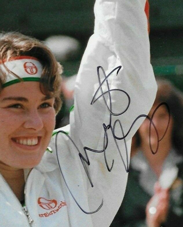 Autographed Martina Hingis Tennis 8x10 Photo Original