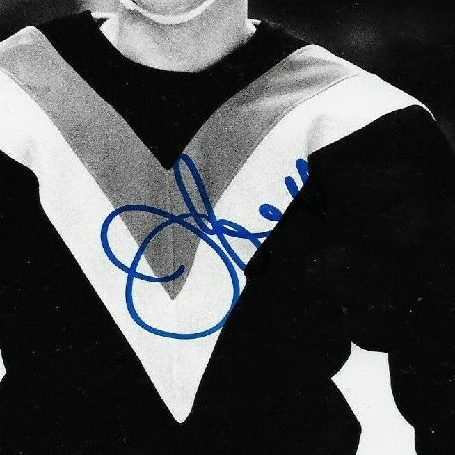 Autographed Vancouver Canucks Jim Nill 8x10 Photo Original
