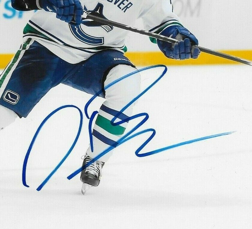 Photo originale autographiée de 8 x 10 pouces de David Booth des Canucks de Vancouver