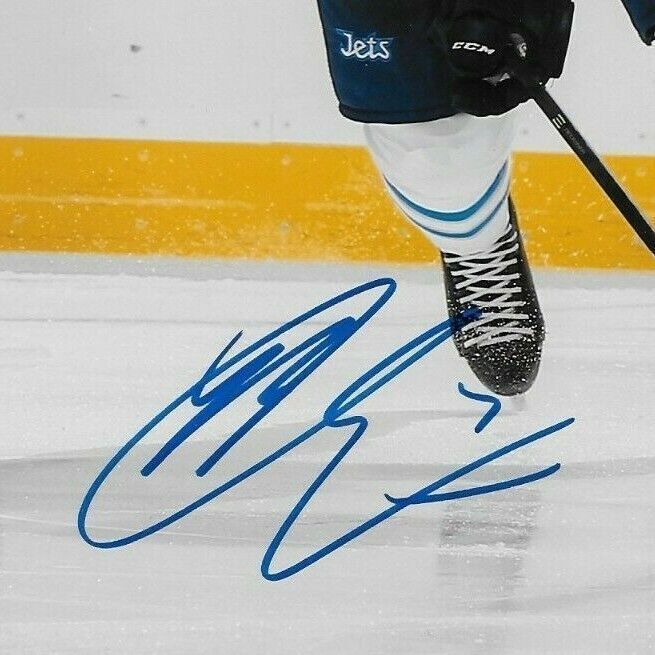 Autographed Winnipeg Jets Ben Chariot 8x10 Photo Original