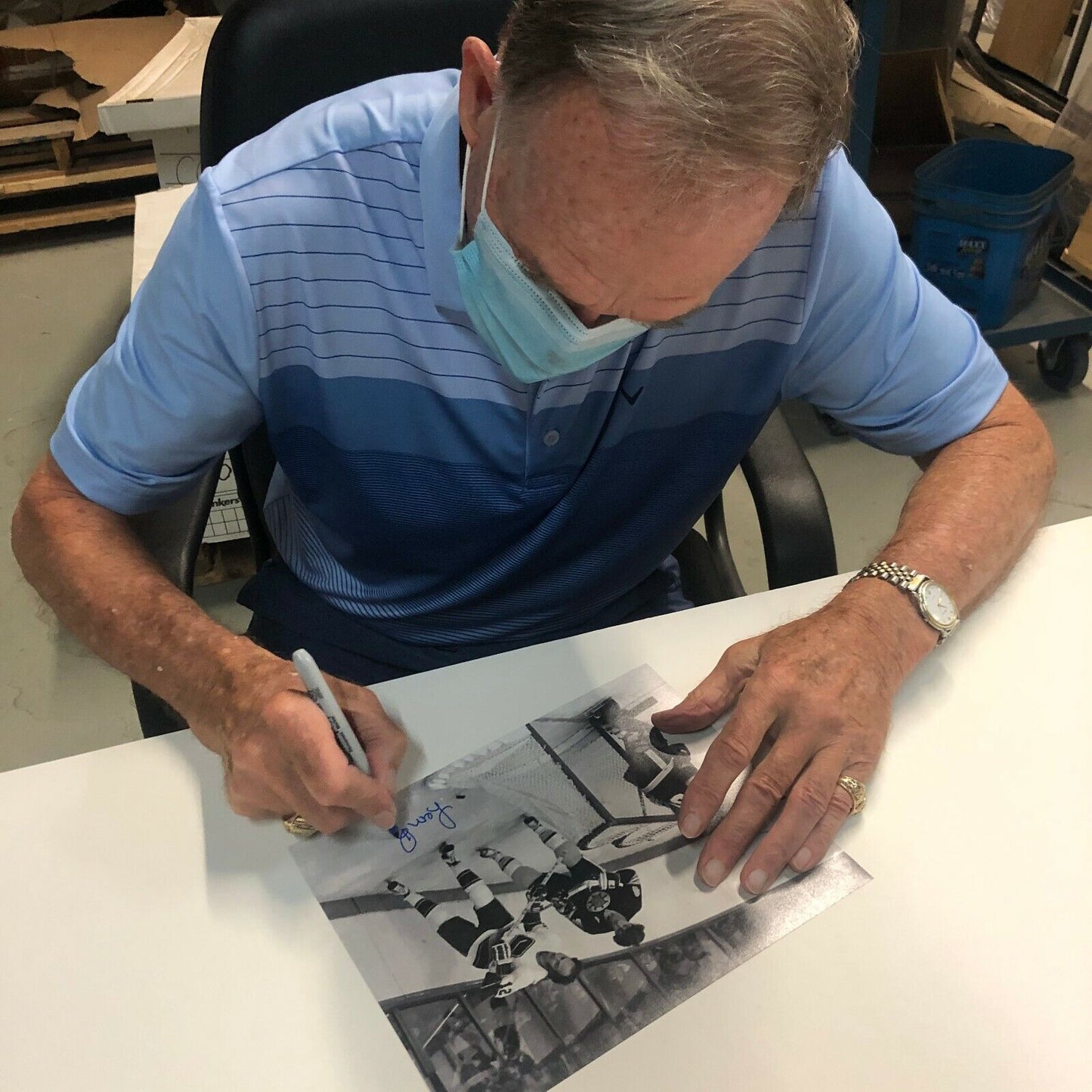 Photo autographiée de Leon Rochefort des Canucks de Vancouver 8x10