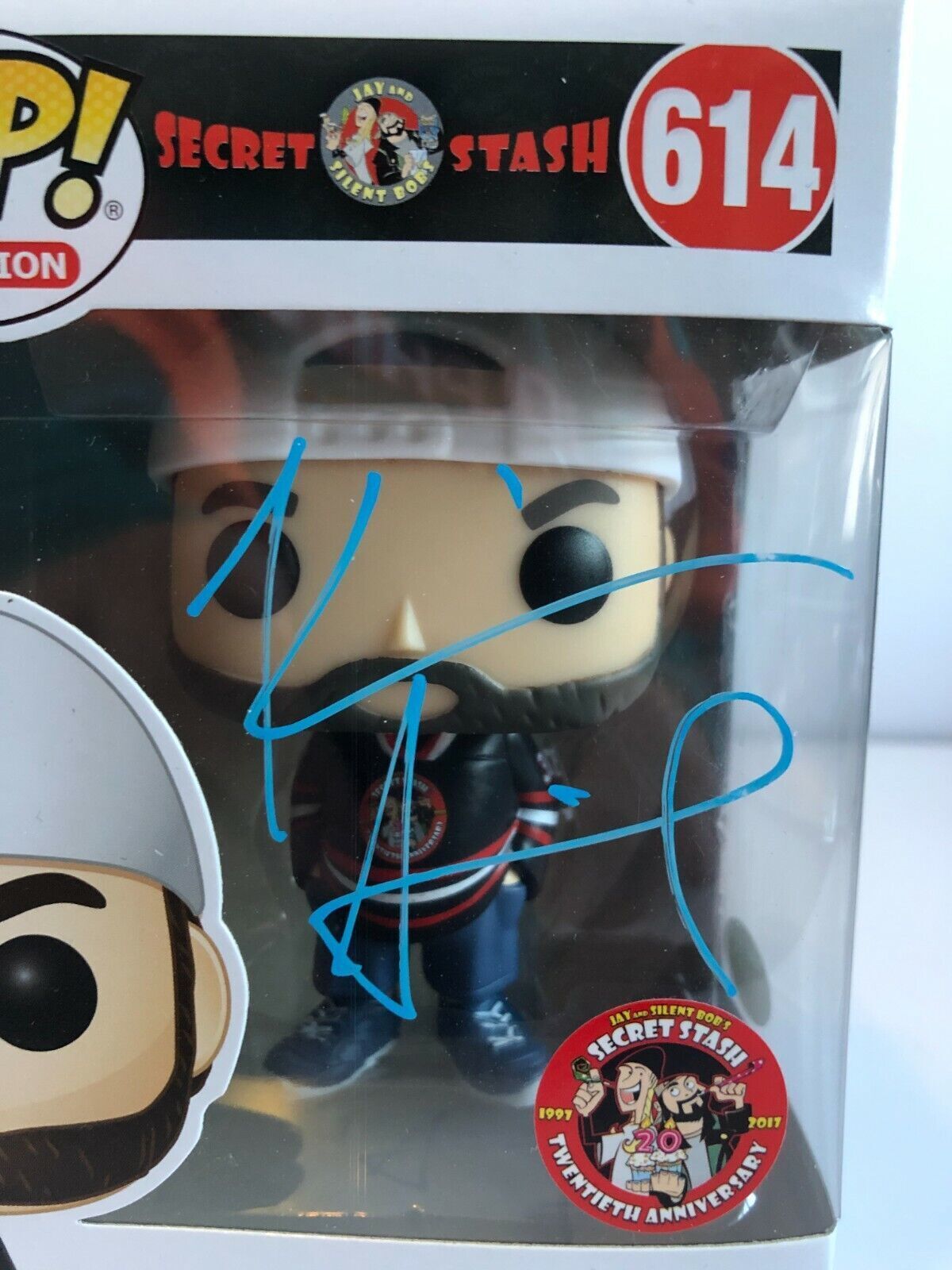 Autographed Kevin Smith signed Pop Funko JSA certified clerks, dogma, silent Bob