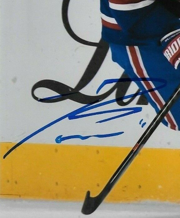 Autographed Montreal Canadiens Brendan Gallagher 8x10 Photo Original