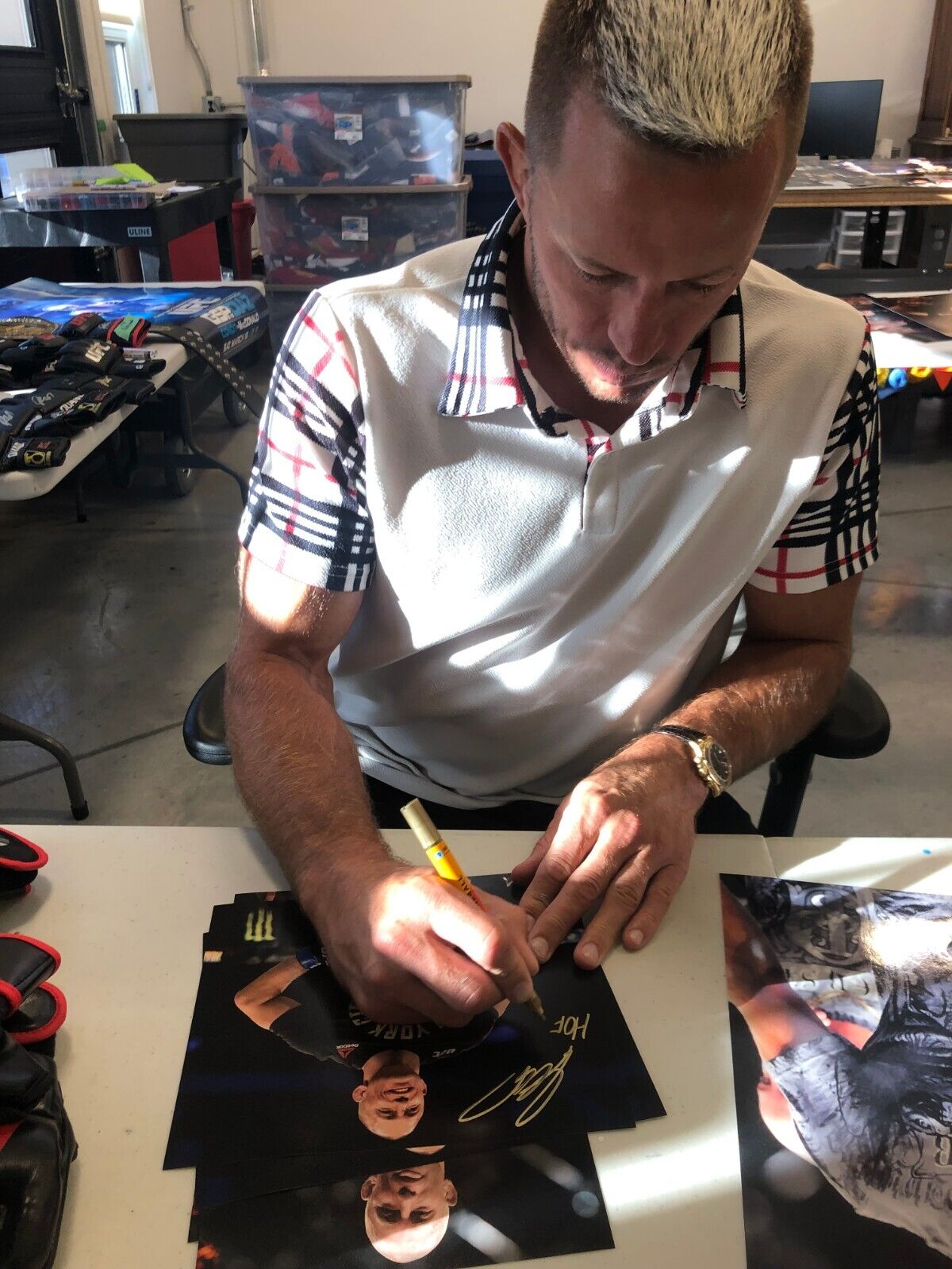 Photo 8x10 autographiée du membre du Temple de la renommée de l'UFC Georges St Pierre #3 Original avec JSA