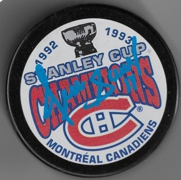Autographed Montreal Canadiens Denis Savard 92-93 Stanley Cup Champions Puck