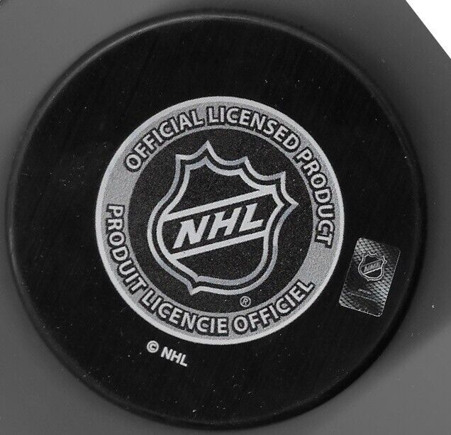 Autographed Montreal Canadiens Denis Savard 92-93 Stanley Cup Champions Puck