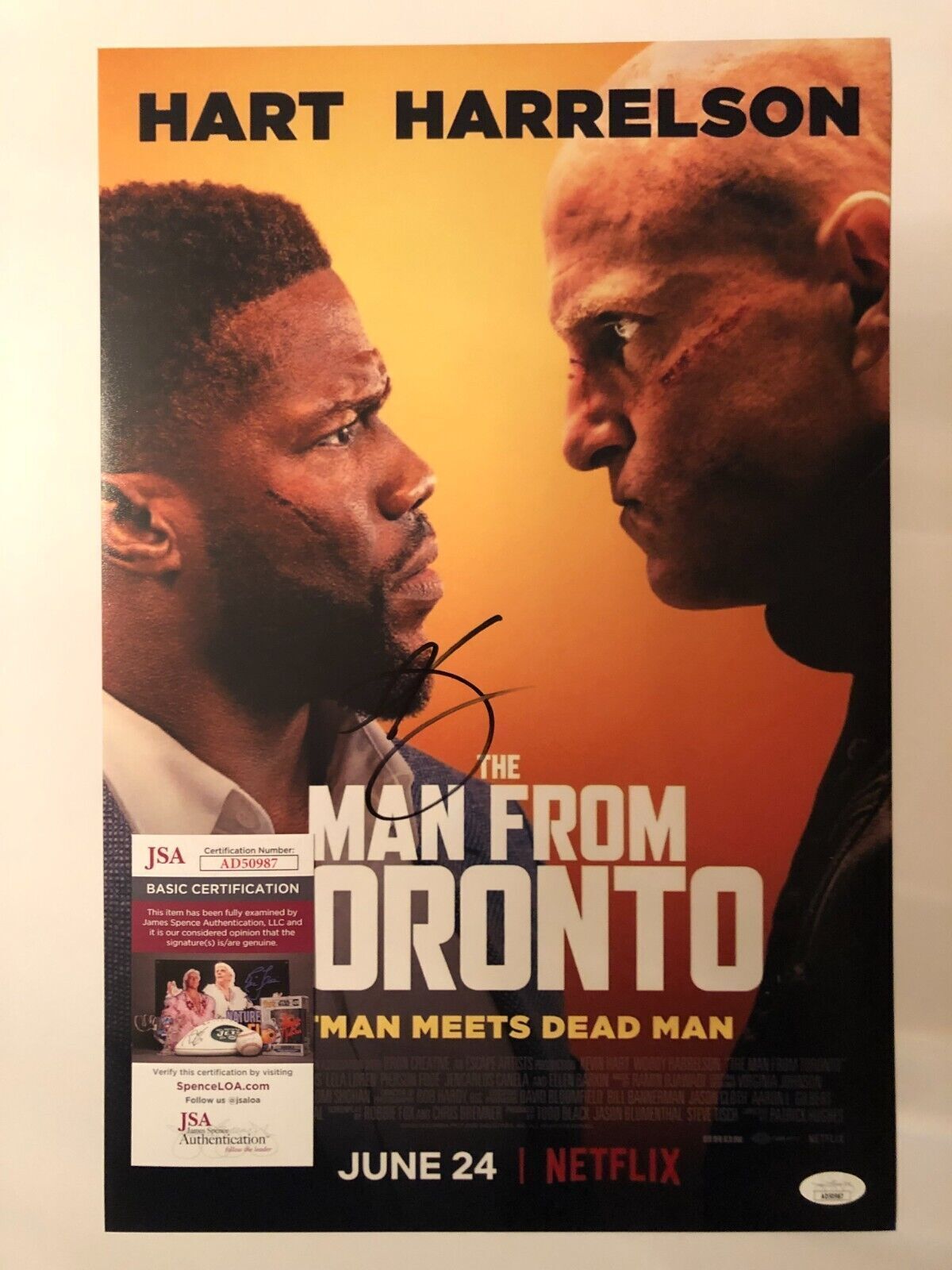 Photo autographiée de The Man from Toronto 12x18 signée par Kevin Hart JSA cert