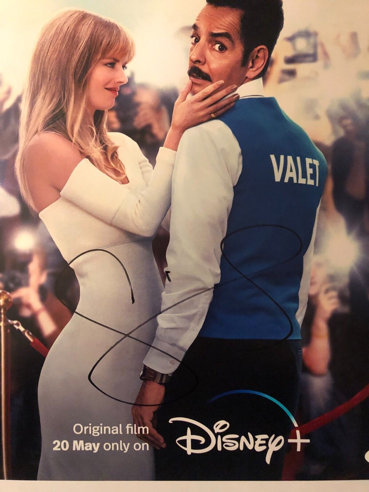 Autographed The Valet 12x18 photo signed by Samara Weaving JSA cert 2