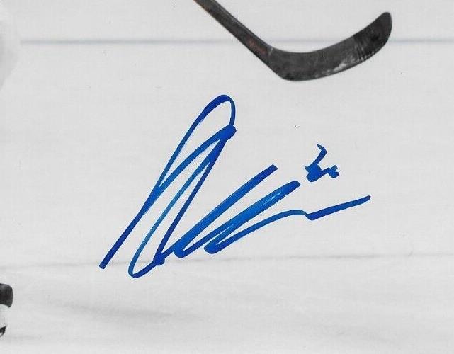 Autographed Los Angeles Kings Arthur Kaliyev 8x10 Photo Original