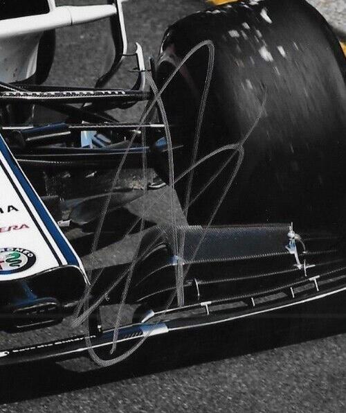 Dédicacé Sauber-Ferrari Formule 1 Antonio Giovinazzi 8x10 Photo #6 Original