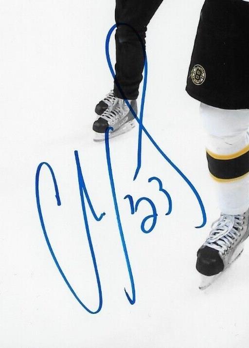 Photo autographiée de Chris Kelly des Bruins de Boston pour la Coupe Stanley 8x10