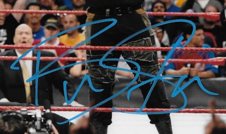 Autographed Wrestling Braun Strowman WWE 8x10 Photo #3 w JSA Authentication
