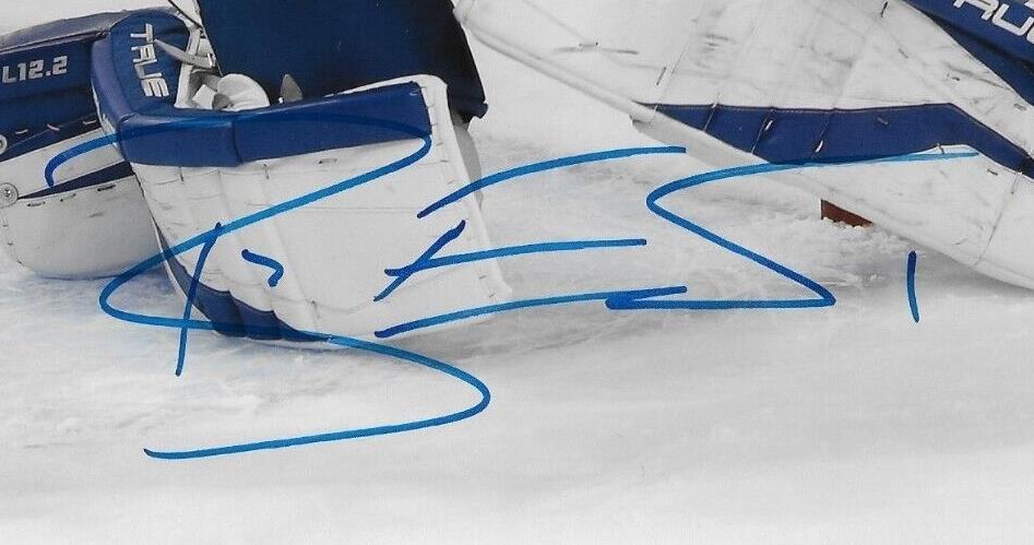 Autographed Tampa Bay Lightning Brian Elliott 8x10 Photo #2 Original