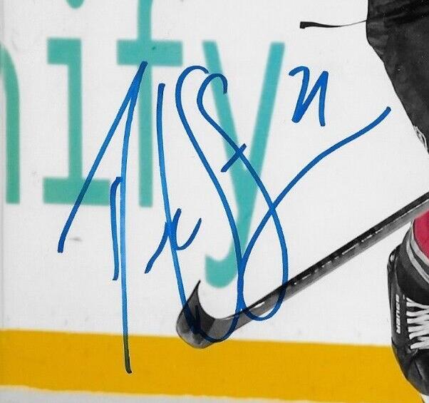 Photo originale autographiée de Derek Stepan des Hurricanes de la Caroline 8x10