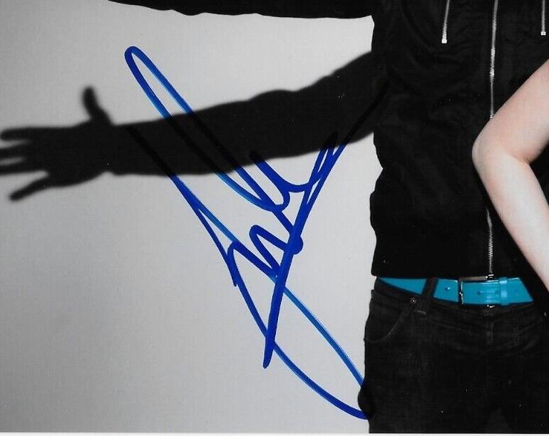 Photo autographiée des Ting Tings 8x10 originale signée par Jules De Martino UNIQUEMENT