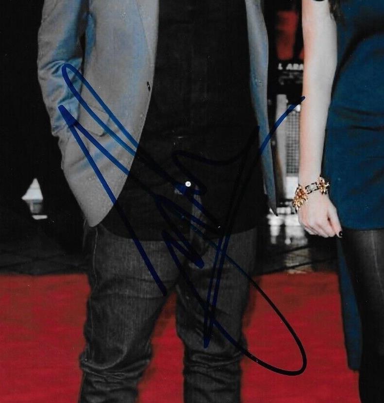 Autographed The Ting Tings 8x10 Photo 4 Original Signed By Jules De Martino ONLY
