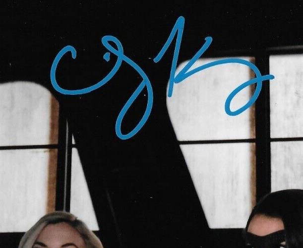 Autographed Emily Kinney The Flash Signed 8x10 Photo #3 Original