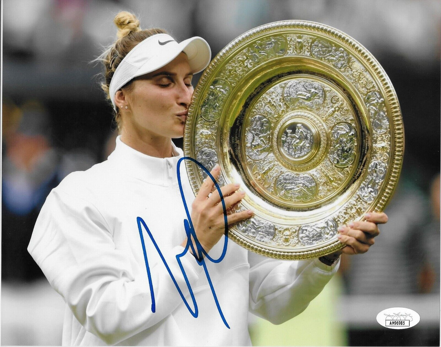 Carte de tennis autographiée 8x10 Ph. #4 de Marketa Vondrousova Wimbledon 2023 Original avec JSA