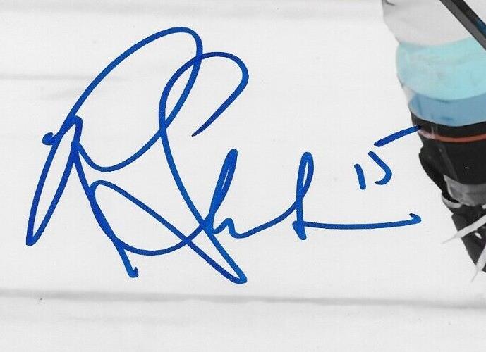 Photo 8x10 autographiée par Riley Sheahan des Golden Knights de Vegas #2