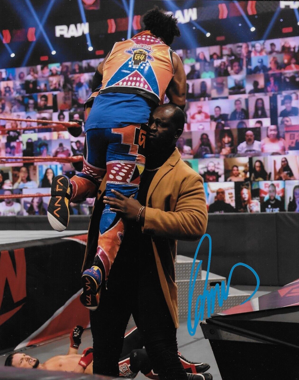 Photo autographiée de catch signée par Omos WWE 8x10 #1 Original