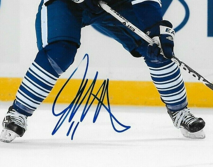 Signed Jay McClement Toronto Maple Leafs Autographed 8x10 Photo #1 Original