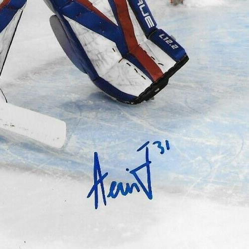 Photo autographiée 8x10 de l'équipe de hockey féminin de Boston de la PWHL signée Aerin Frankel 1 Original
