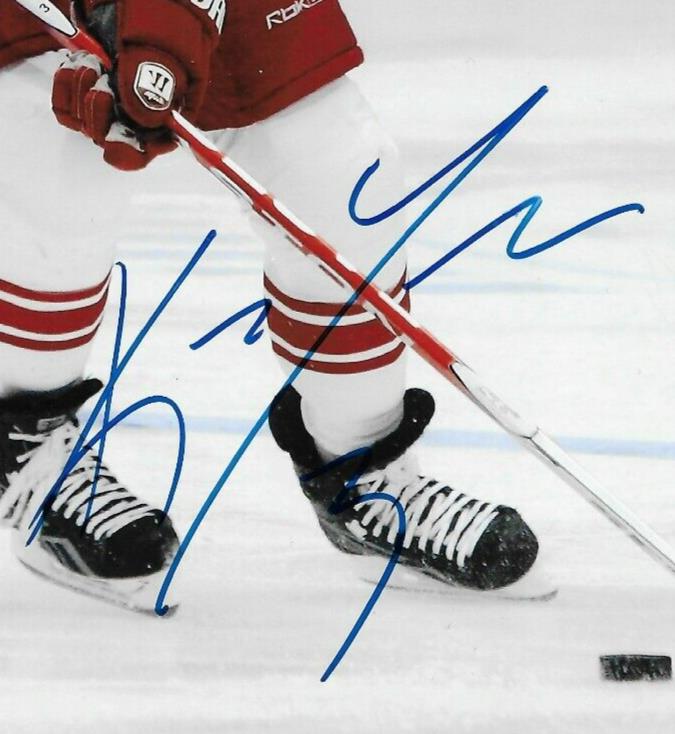Photo autographiée 8x10 de Keith Yandle des Coyotes de l'Arizona n°1