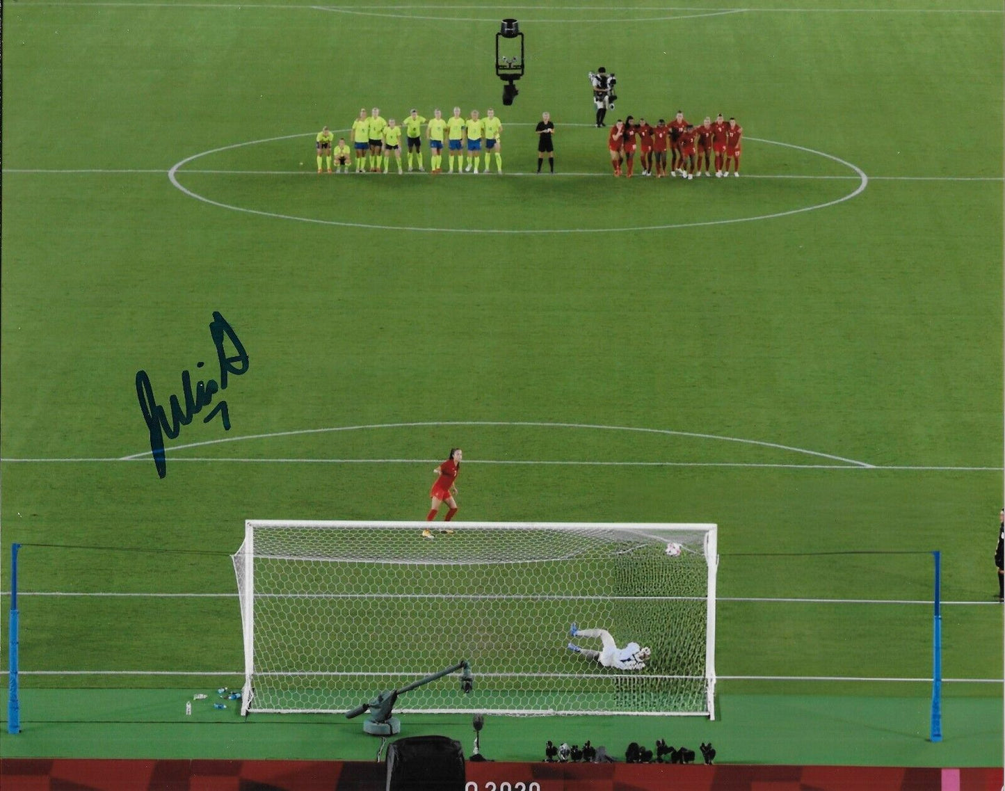 Signed Julia Grosso Team Canada Soccer Gold 2020 Tokyo Olympics 8x10 Photo #1