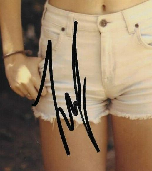 Signed Liana Liberato TV and Film Actress Autographed 8x10 Photo #3 Original