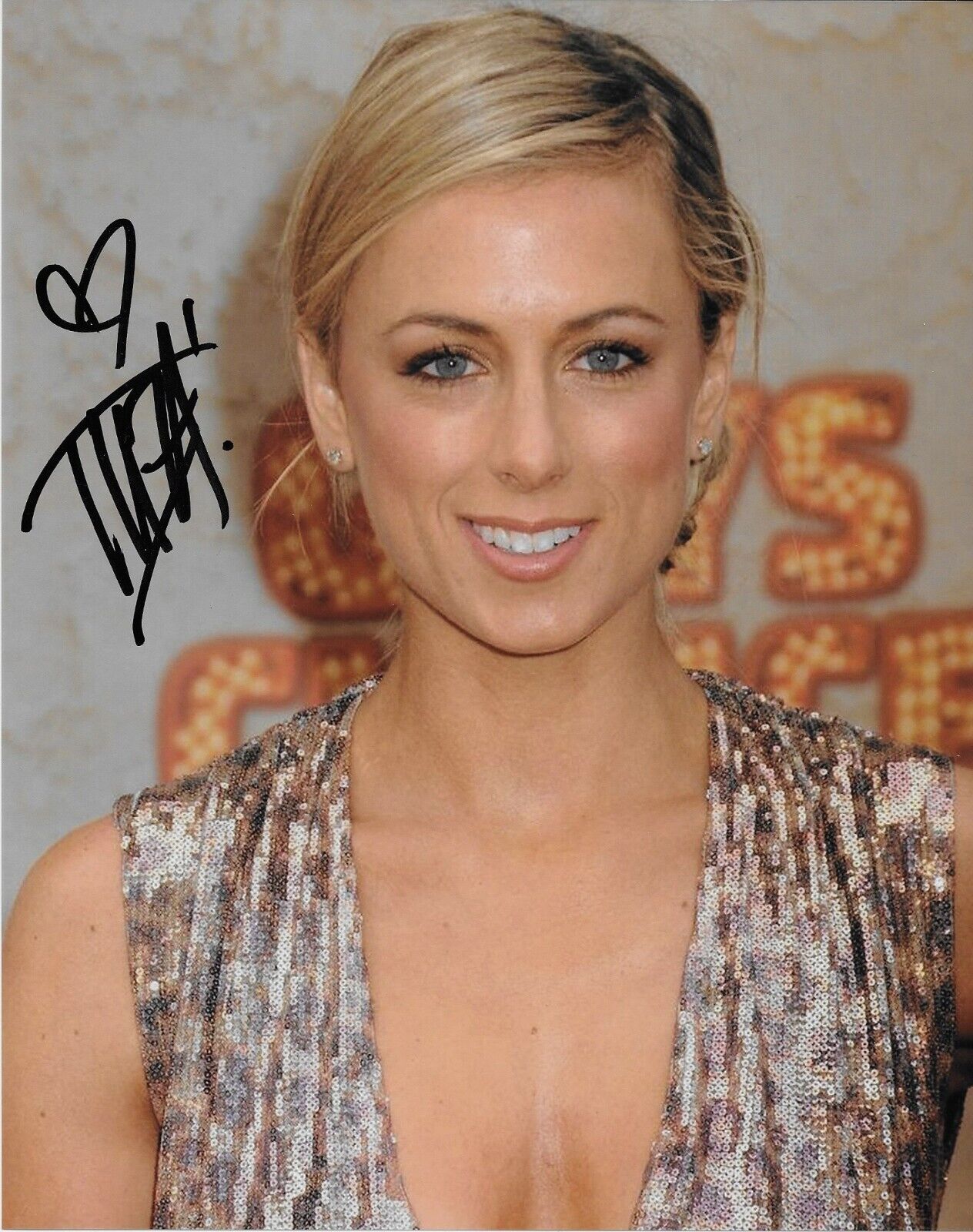 Signed Iliza Shlesinger Last Man Standing Autographed 8x10 Photo #3 Original