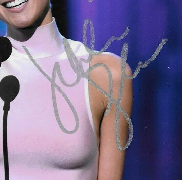 Signed Nikki Glaser Comedian Autographed 8x10 Photo #10 Original