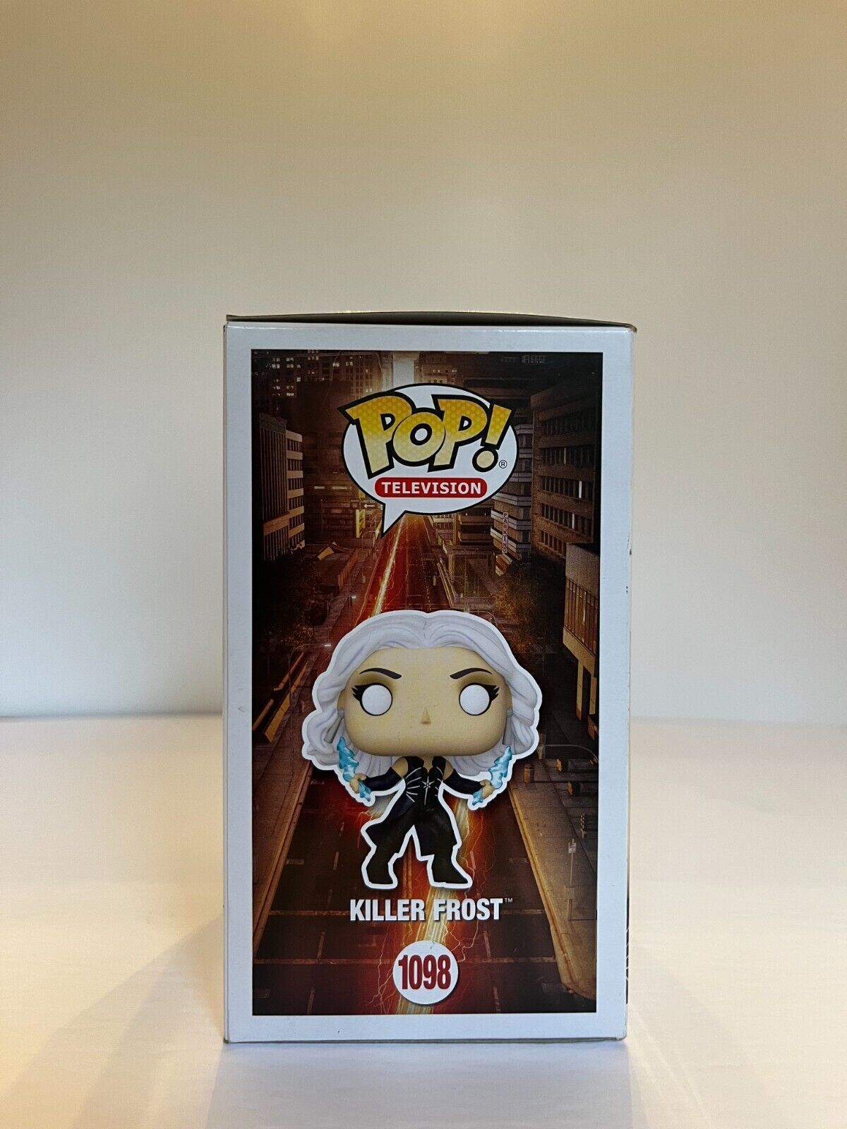 Funko Pop Killer Frost Flash autographié par Danielle Panabaker JSA Cert